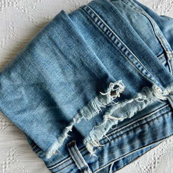 Free People Crop Jean, ragged hem and holes in knees, 31” waist - Picture 11 of 11